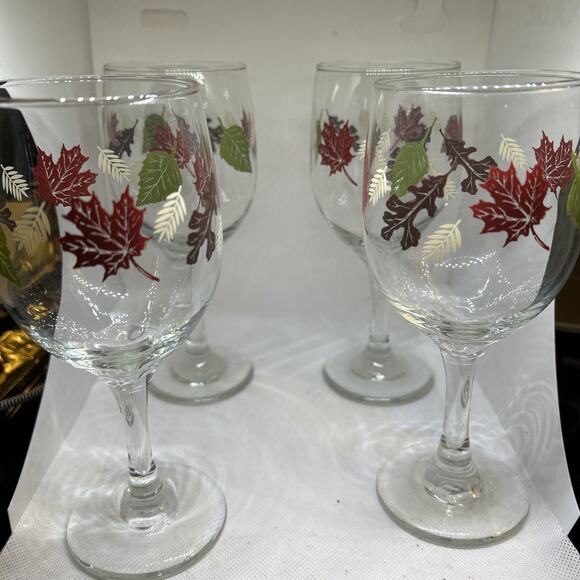 Libbey Wine Glasses 10 oz. AUTUMN FALL LEAVES 4 Piece Set - Picture 1 of 5